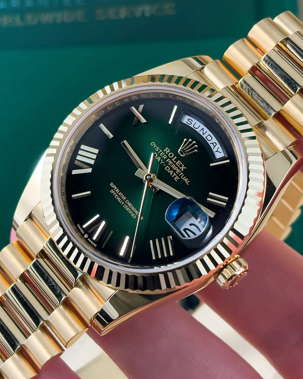 Role_x_day-date