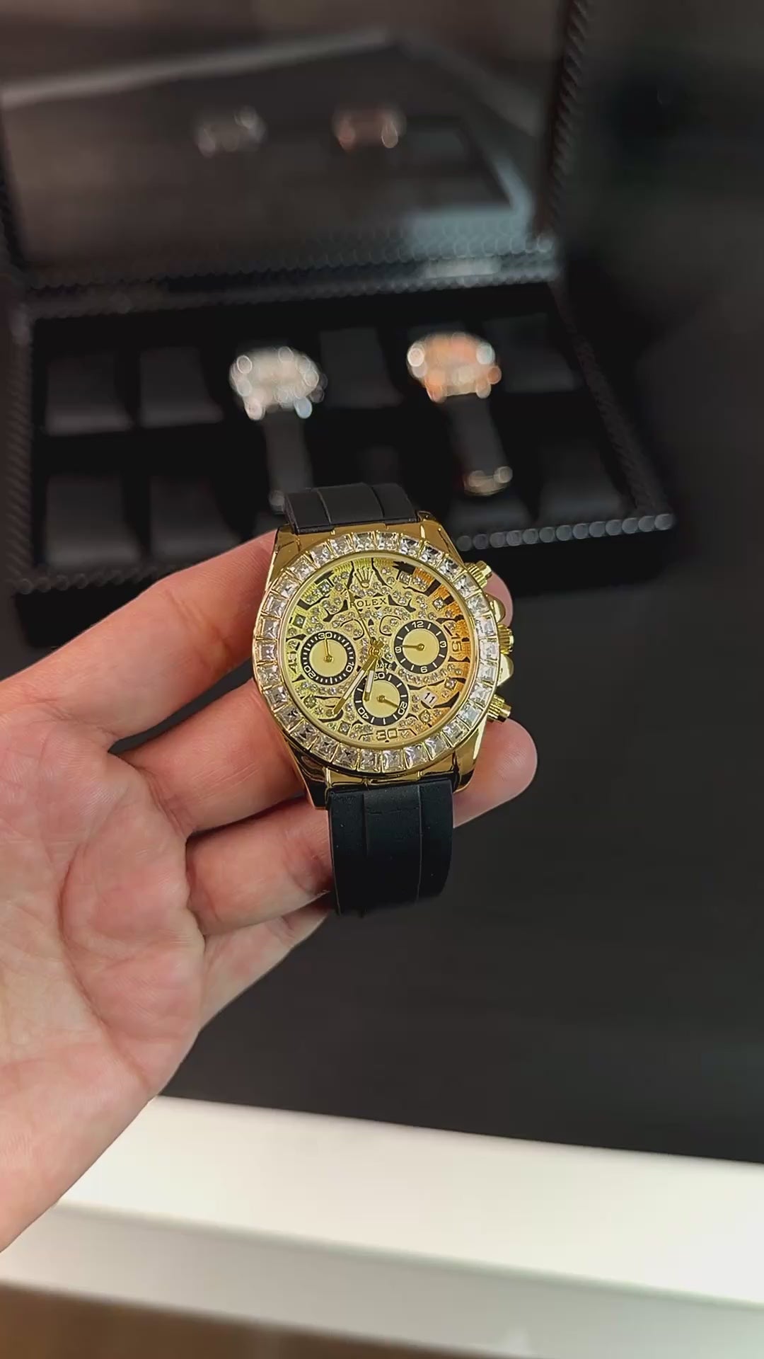 Role_x_Premium_Quality_Tiger Eye_Watch