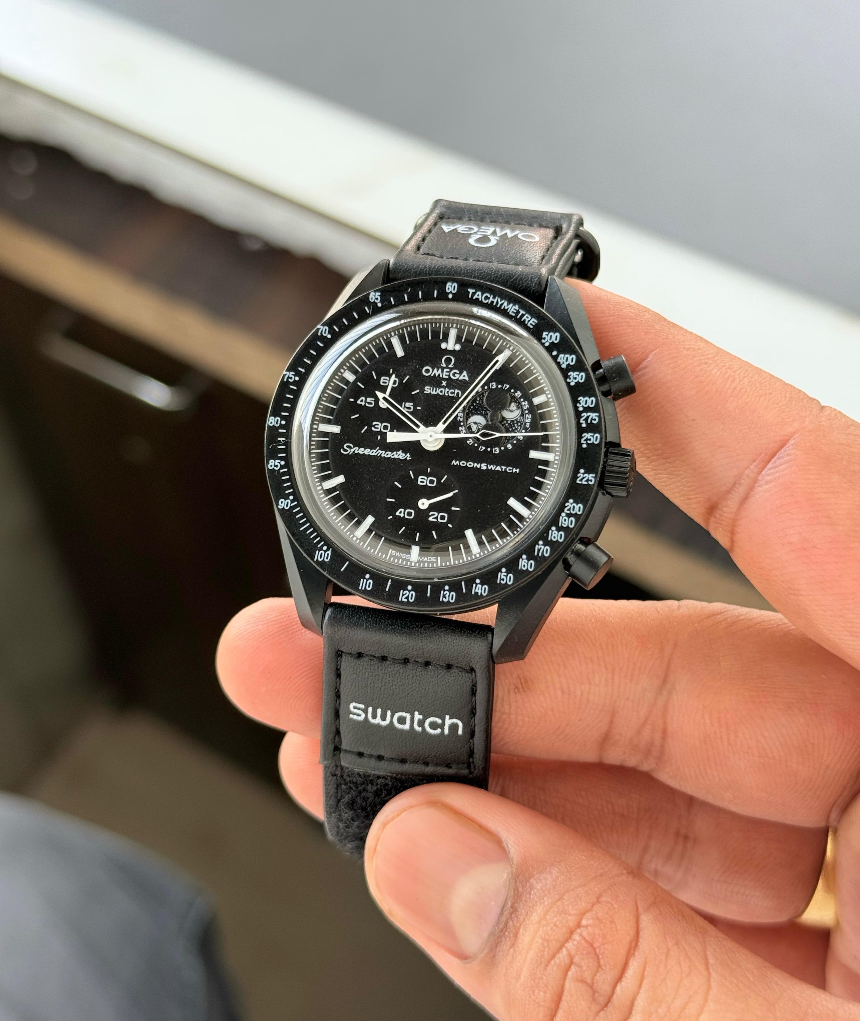 Ome_ga Swatch moon
